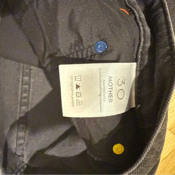 MOTHER SNACKS! The Pleated Fun Dip Puddle - Picture 16 of 16